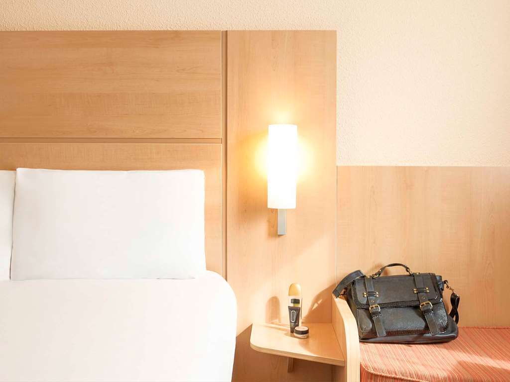 Hotel Ibis Reading Centre Pokój zdjęcie