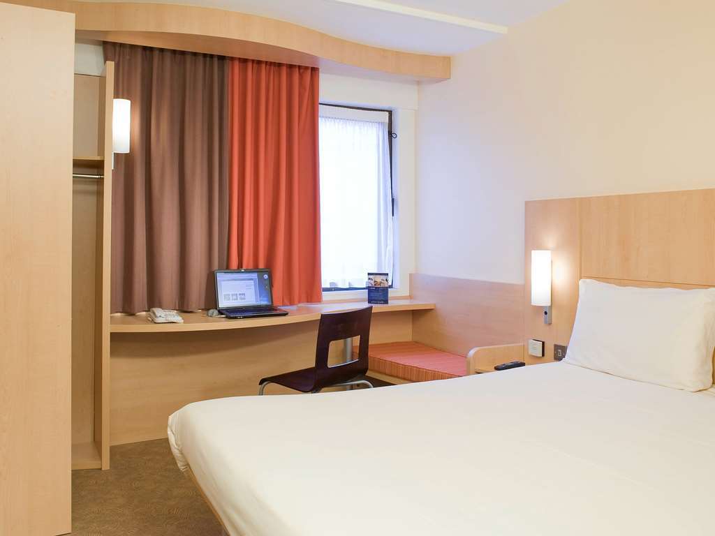 Hotel Ibis Reading Centre Pokój zdjęcie