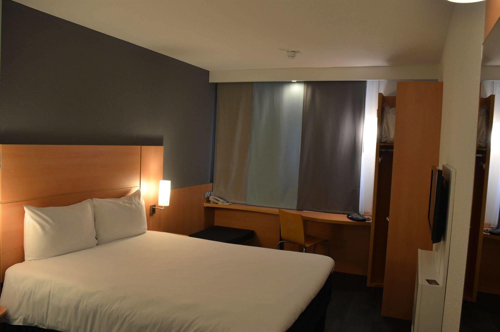 Hotel Ibis Reading Centre Zewnętrze zdjęcie